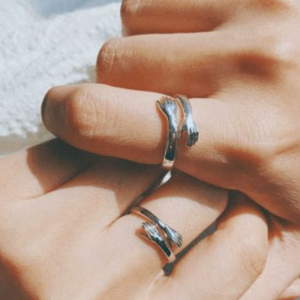 Silver Hugging Hand Promise Ring